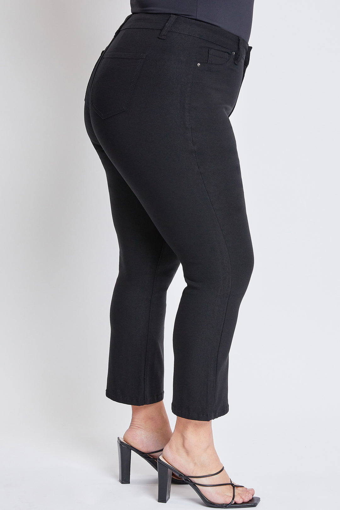 Hyperstretch Crop Flare Black