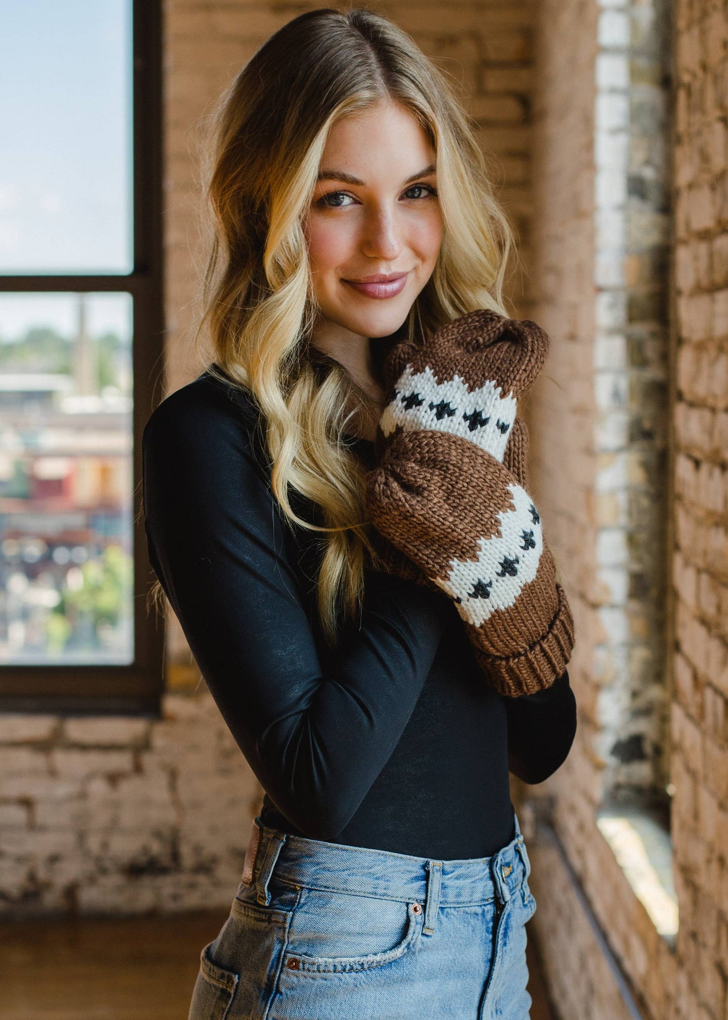 Brown Patterned Knit Mittens